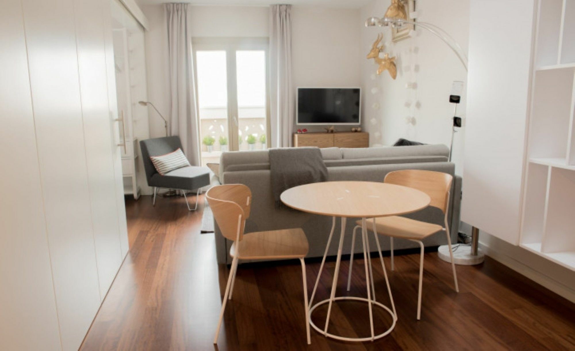Apartament Souviron Center *